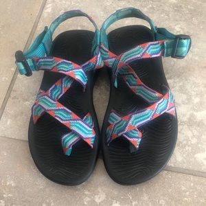 Chaco’s women sandals size 6